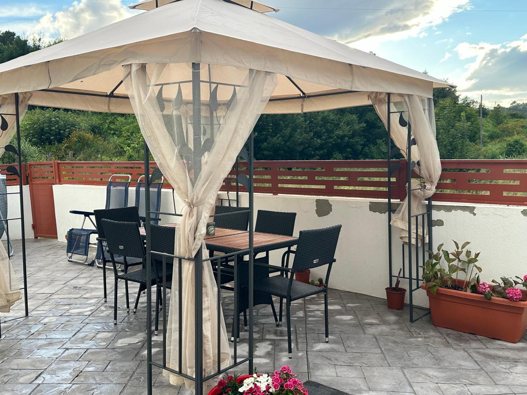 Casa La Oveja Negra, Con Piscina Villa Оуренсе Екстериор снимка