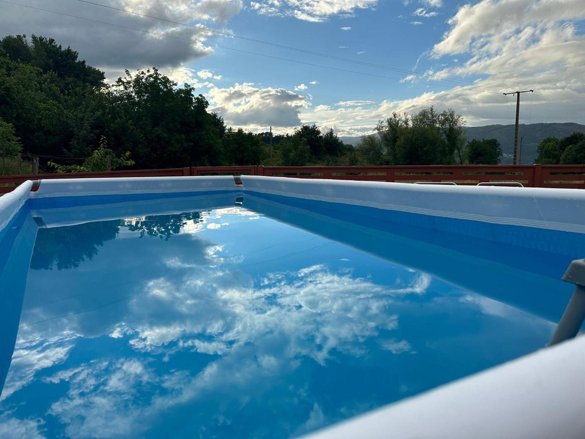 Casa La Oveja Negra, Con Piscina Villa Оуренсе Екстериор снимка